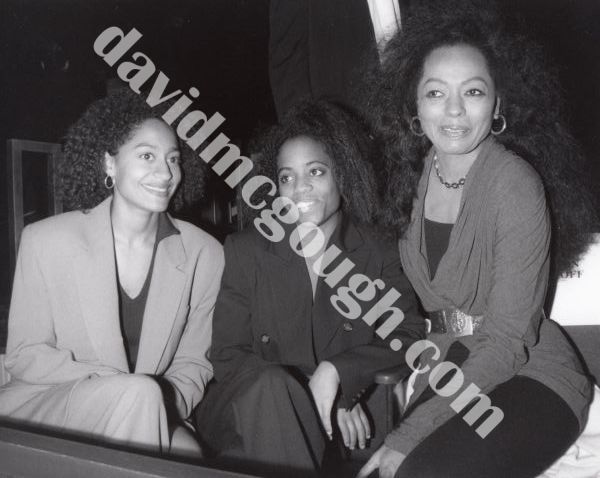 Diana Ross and daughters Tracee, and Rhonda 1992.jpg